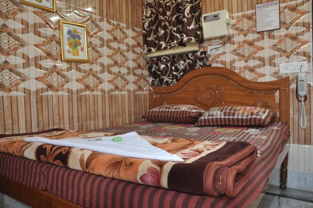 Hotel Pari Джаландхар Экстерьер фото